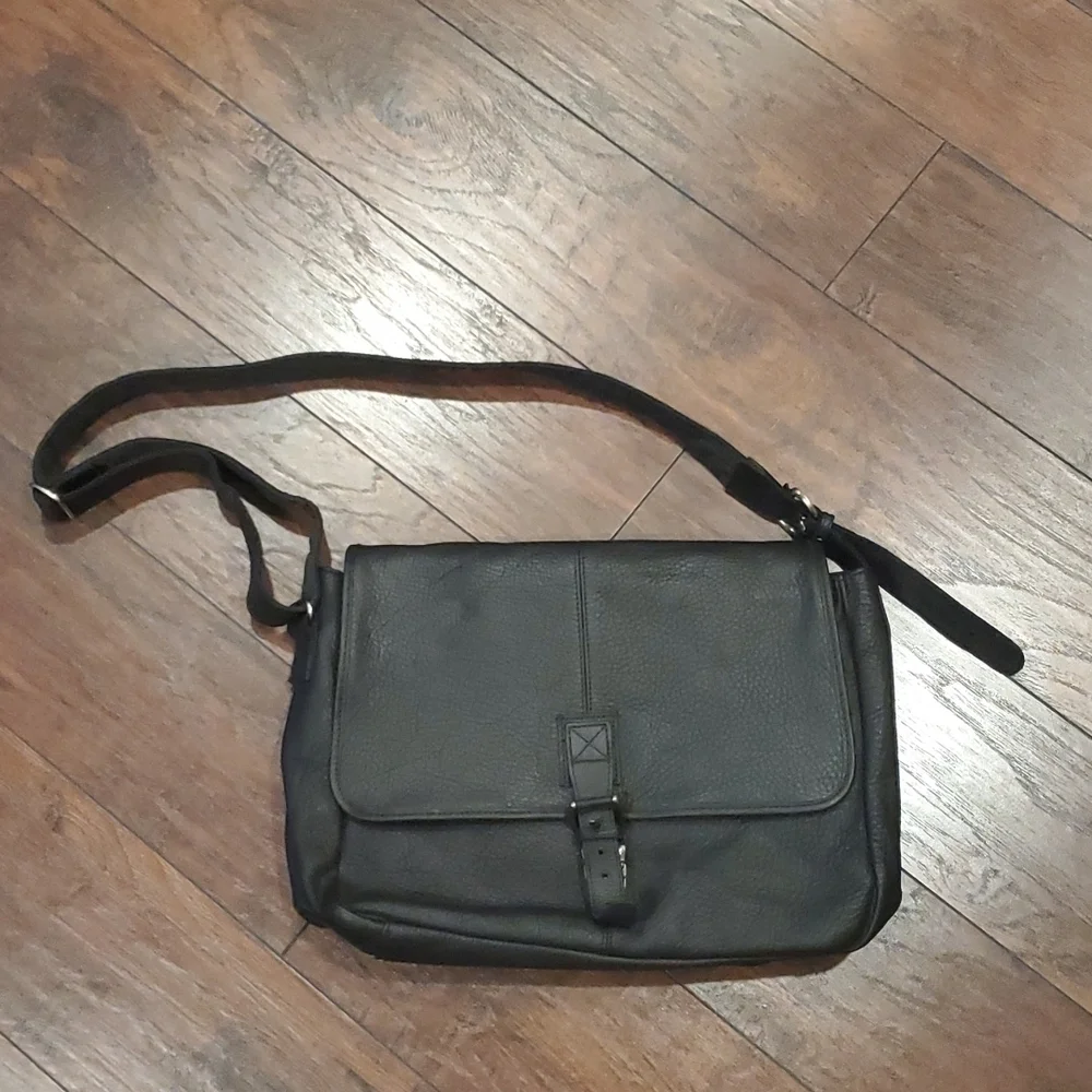 L.L.BEAN Mens breifcase messenger